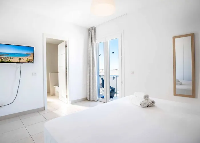 Вілла Primrose Адехе