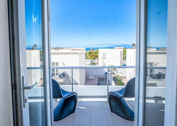 Primrose Вілла Адехе